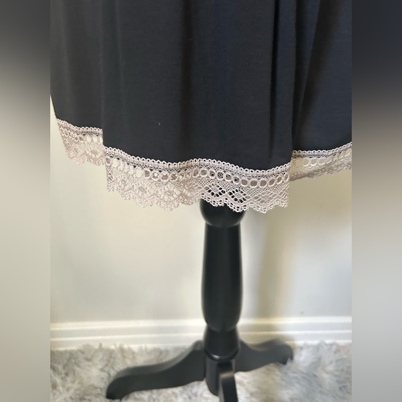 🚨Calvin Klein Sleepwear w/ sexy laces edges trim on sleeves and hem -size XS - Picture 9 of 10